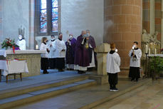 Beauftragung zu Lektorat und Akolythat in St. Marien, Volkmarsen (Foto: Karl-Franz Thiede)